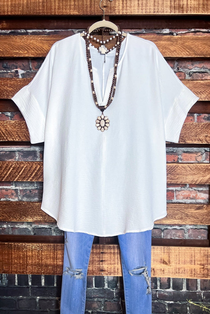 CITY CLASSIC PERFECT IVORY OVERSIZED TUNIC TOP