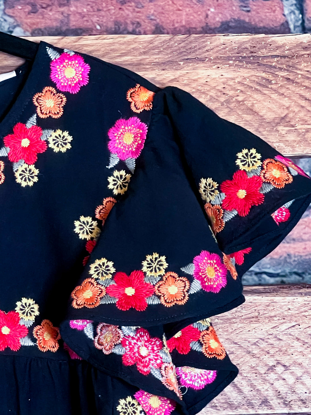 16-18 SIZE - 100% COTTON EMBROIDERED BLOUSE -------SALE