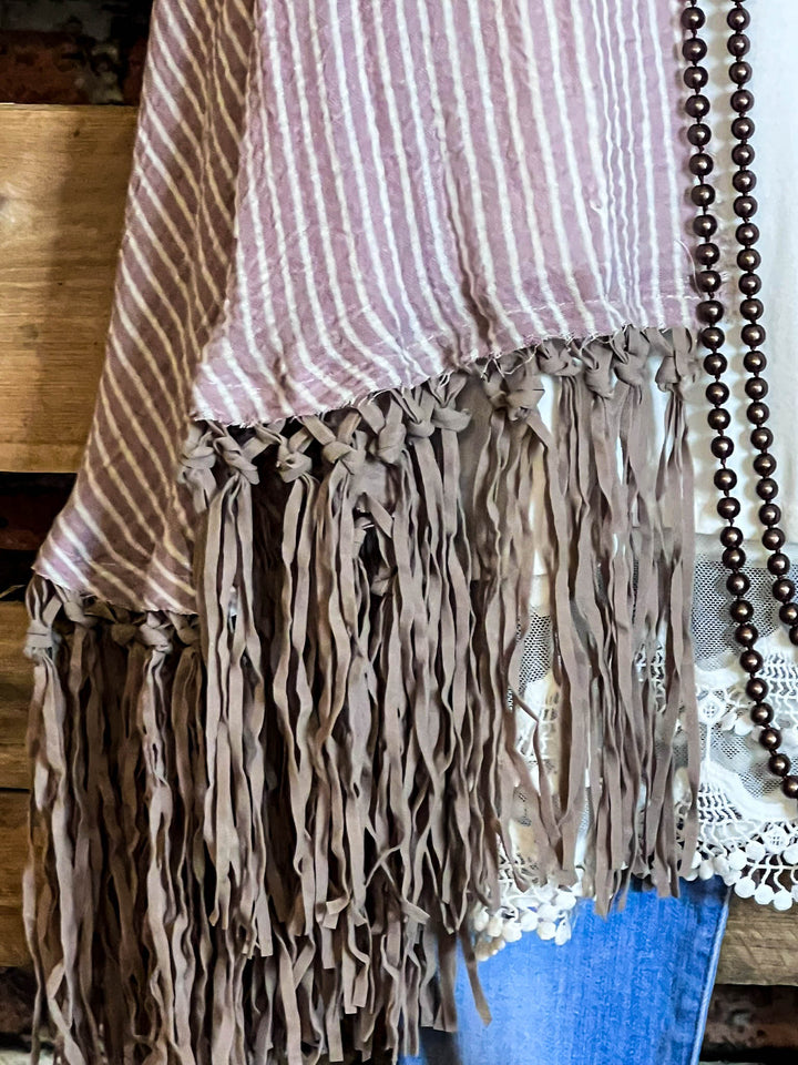 FLEUR D' CACTUS BOHO SHABBY VEST IN DUSTY MAUVE