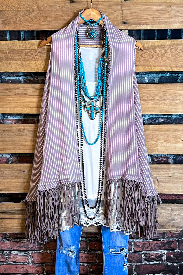 FLEUR D' CACTUS BOHO SHABBY VEST IN DUSTY MAUVE