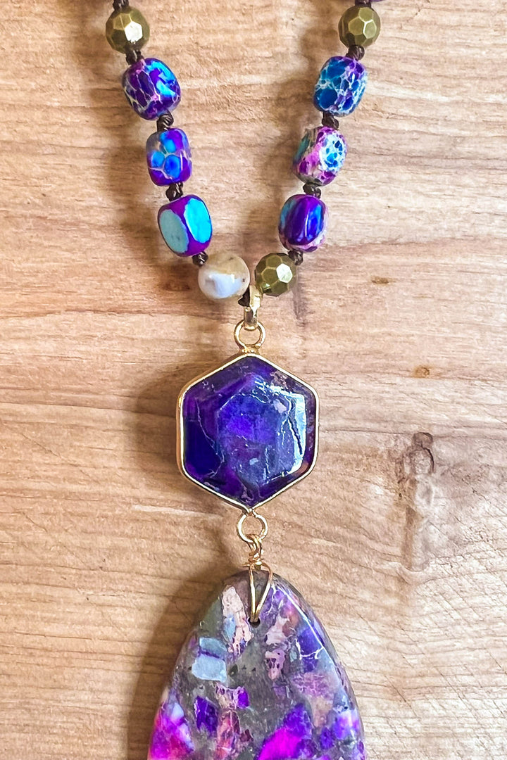 VIOLET FLAME NECKLACE WITH NATURAL STONE