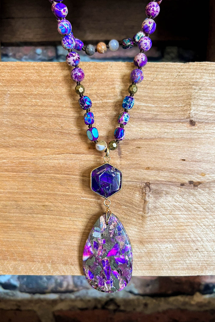 VIOLET FLAME NECKLACE WITH NATURAL STONE