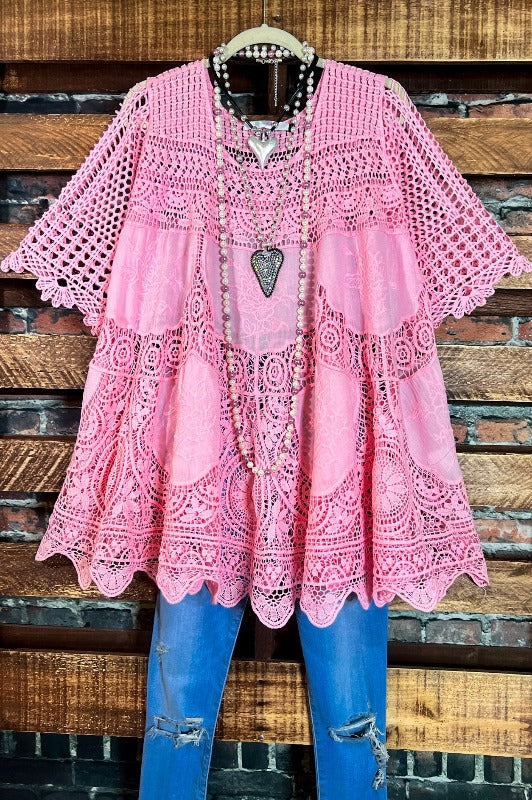 A FAIRYTALE PRETTY UNIQUE 100% COTTON NATURAL & FLORAL LACE TUNIC IN PINK