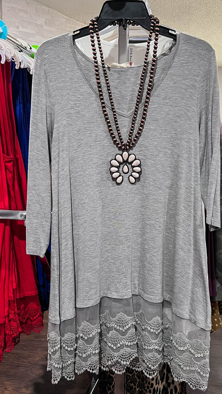06-12 SIZE - LACE T-SHIRT TUNIC IN GRAY-----------SALE