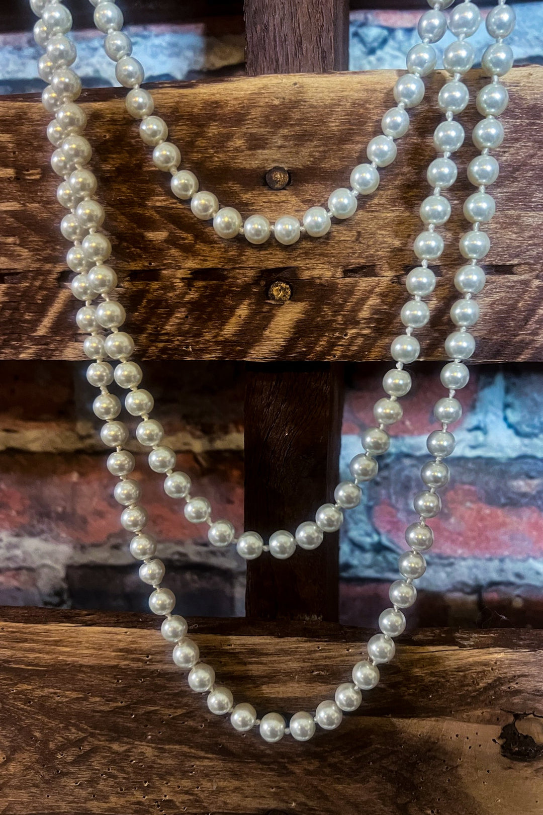 CLASSIC STYLE LONG PEARL BEAD NECKLACE IN IVORY