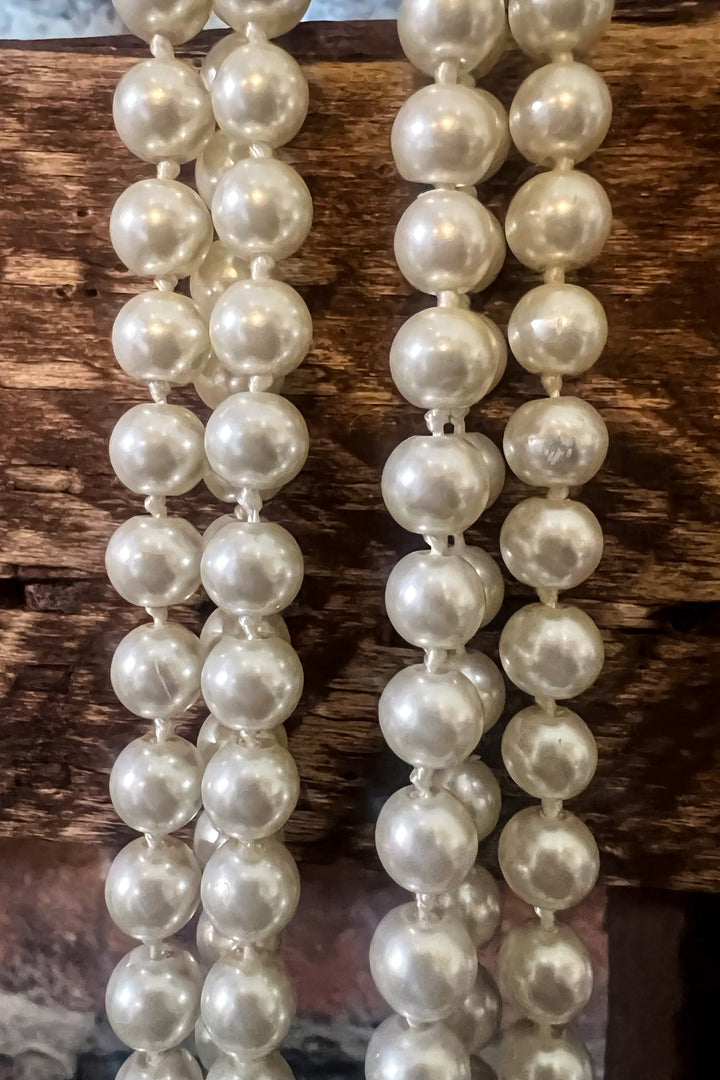 CLASSIC STYLE LONG PEARL BEAD NECKLACE IN IVORY