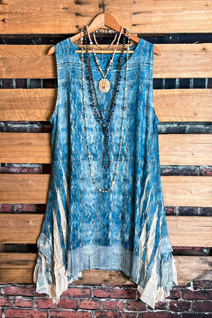THE BEST LACE BLUE DENIM SLEEVELESS LONG TUNIC