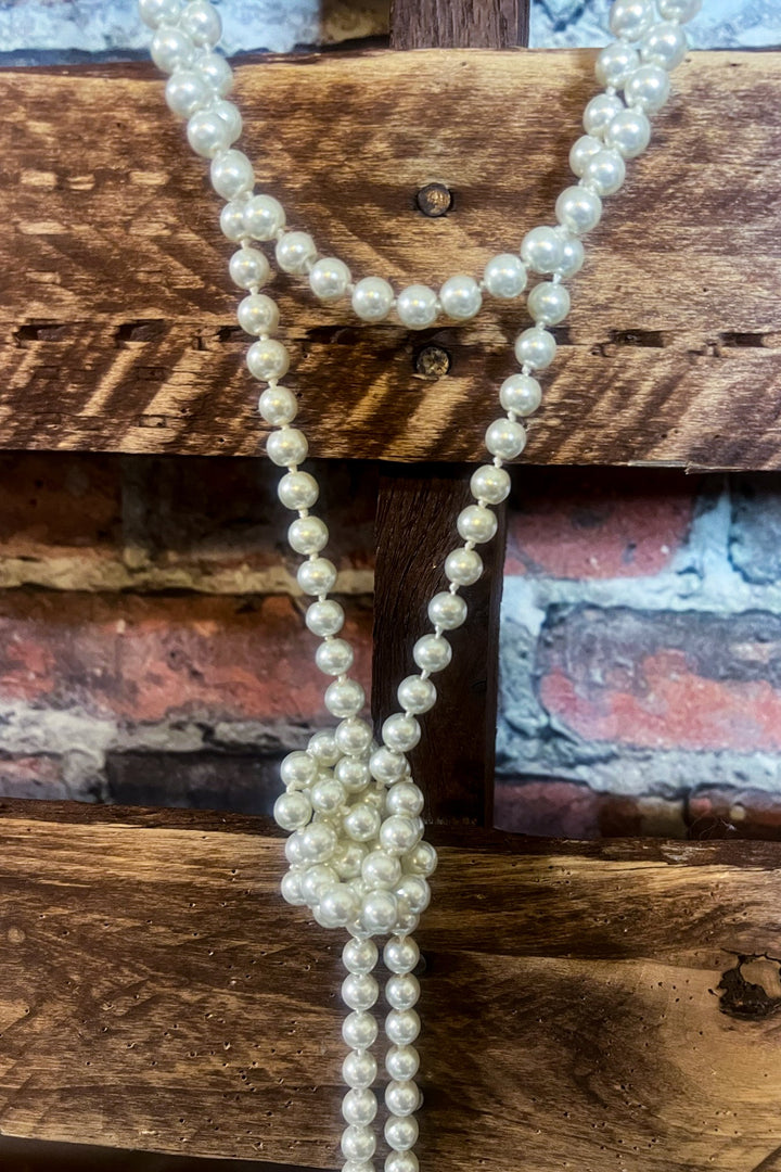 CLASSIC STYLE LONG PEARL BEAD NECKLACE IN IVORY