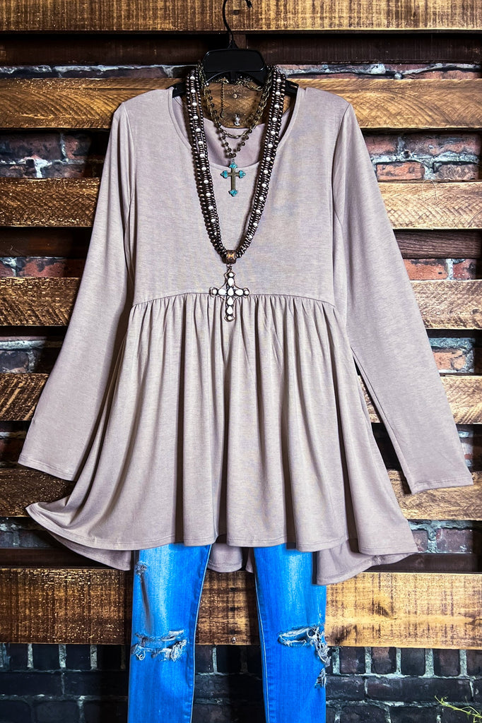 JUST THE SIMPLE THINGS BABYDOLL TOP IN ASH MOCHA