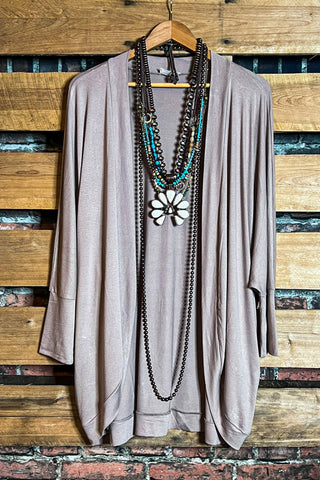 Keep Things Simple Pad Pockets Cardigan in Burgundy----------Sale