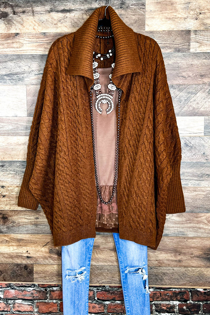 SOME KIND OF WONDERFUL COZY CARDIGAN IN GOLD BROWN