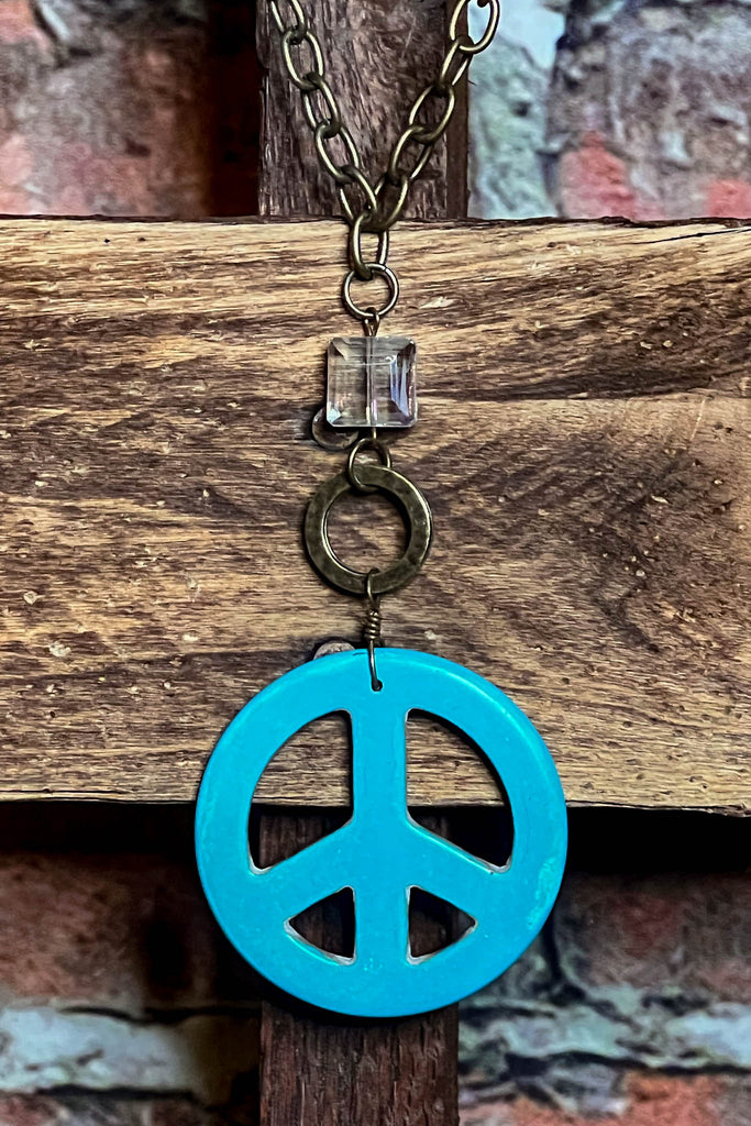 FREE SOUL PEACE CRYSTAL NECKLACE IN BLUE TURQUOISE