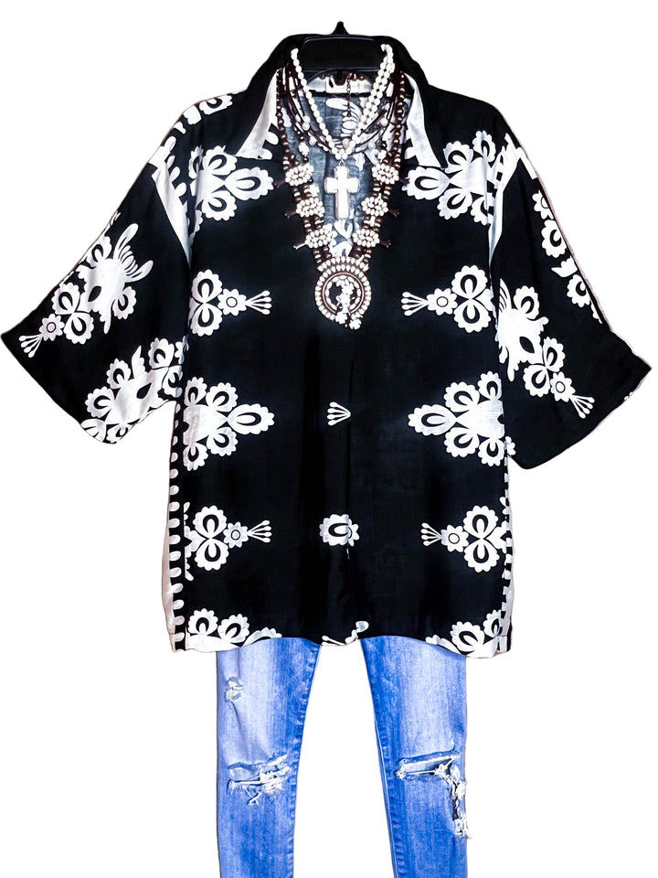 Vacation Vibe Resort Escape Cruise Top in Black and White--------Sale