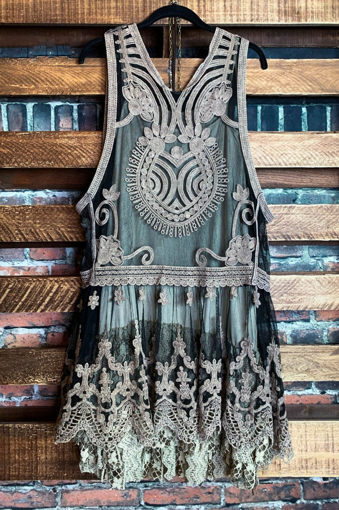 A ROMANTIC SWEET SECRET LACE VEST IN BROWN