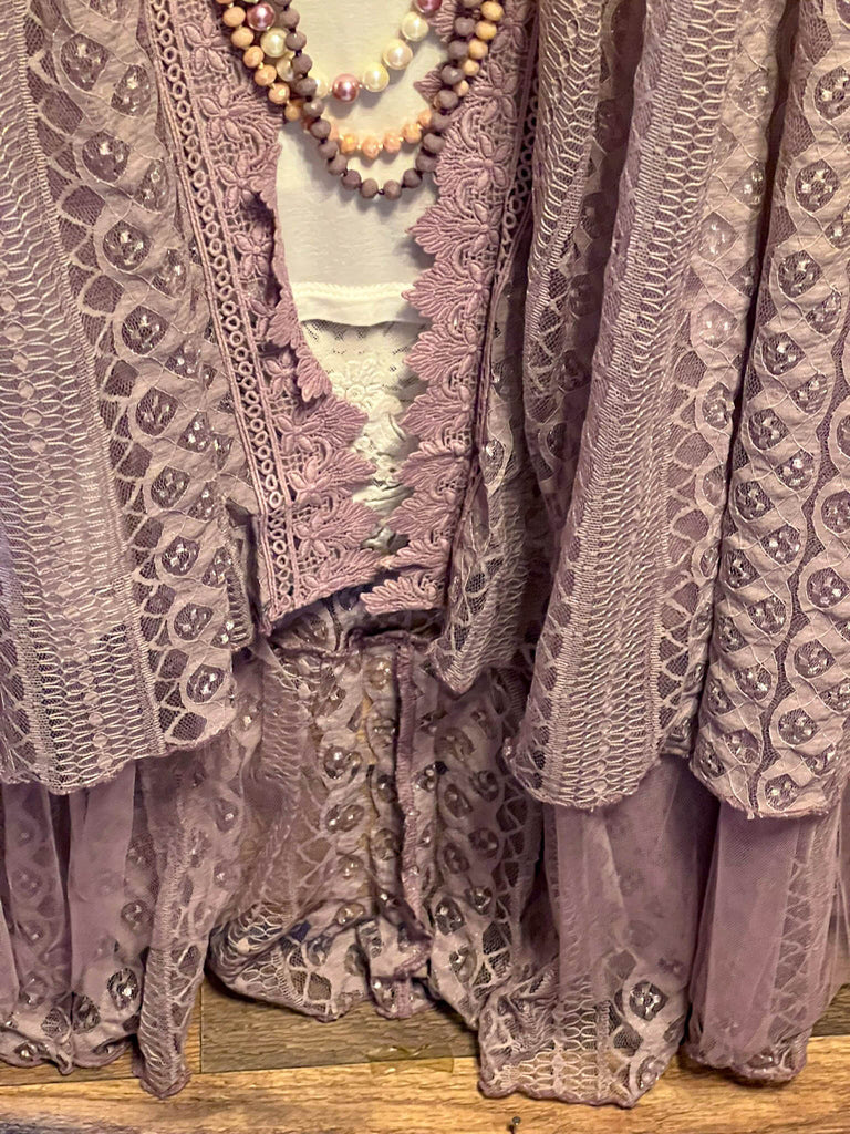 DARLING GRACEFUL WAYS LAVENDER TIMELESS LACE VEST