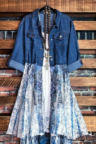 KISSED BY THE RAINBOW GAUZE KIMONO IN RED MIX