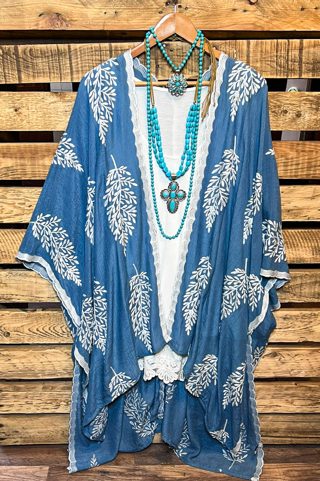 SEA BREEZE ESCAPE RESORT BLUE BOHO EMBROIDERED KIMONO