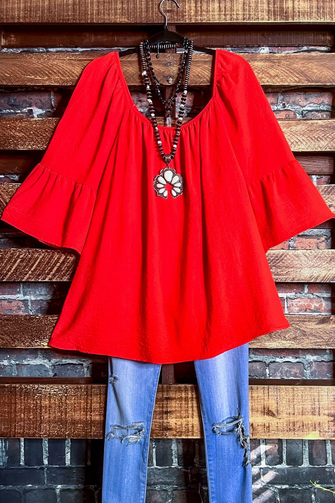 PLUS SIZE RED TOMATO BLOUSE ------- SALE