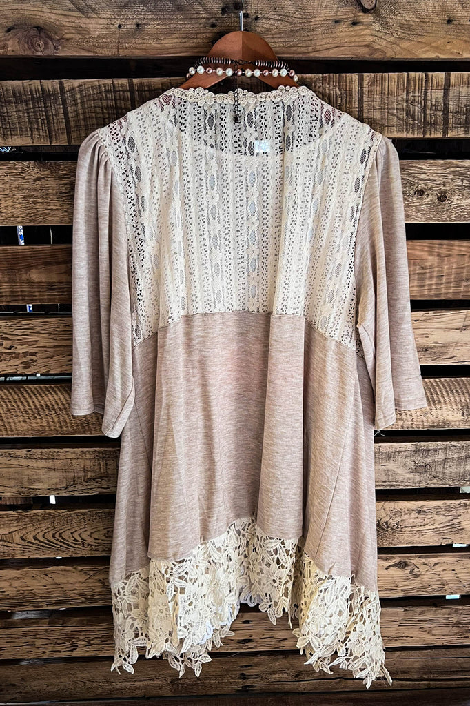 GRACEFUL DARLING  VINTAGE INSPIRED LACE CARDIGAN IN BEIGE