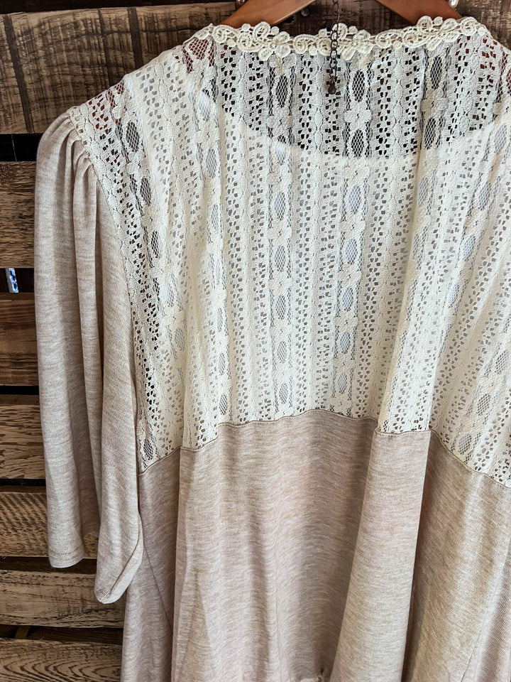 GRACEFUL DARLING  VINTAGE INSPIRED LACE CARDIGAN IN BEIGE