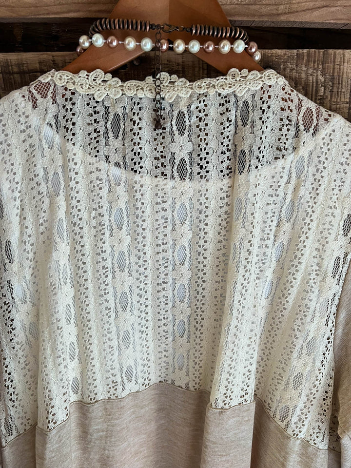 GRACEFUL DARLING  VINTAGE INSPIRED LACE CARDIGAN IN BEIGE