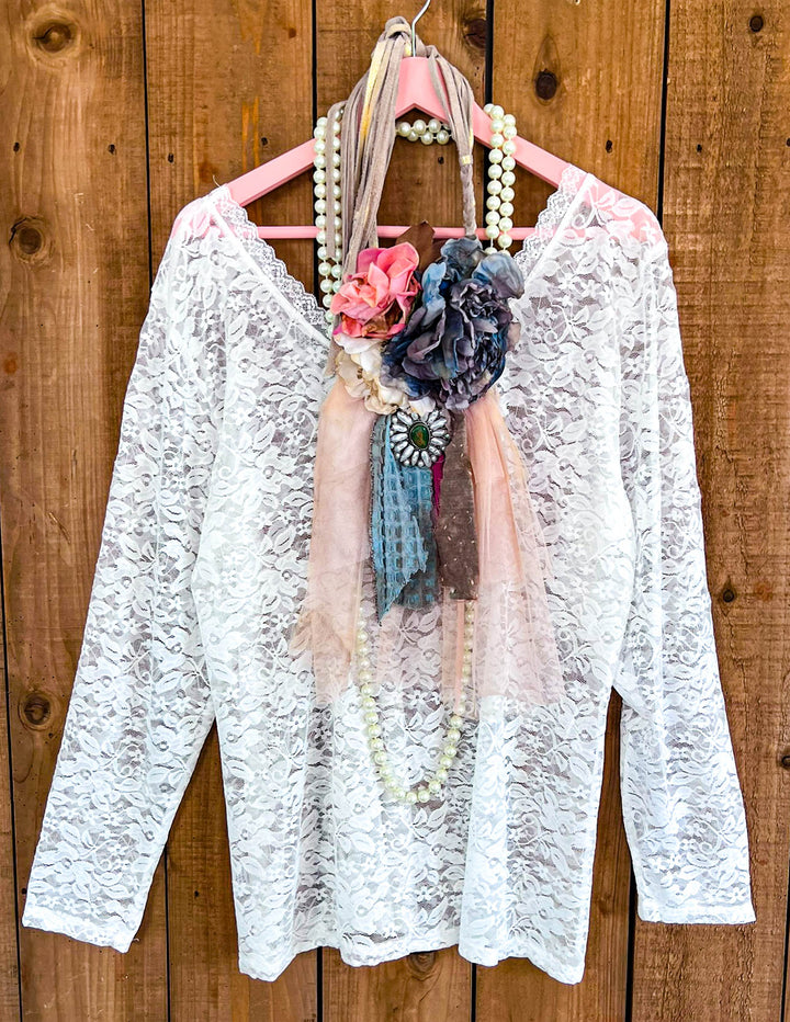 Sweet Vintage Essentials Lace Top - White
