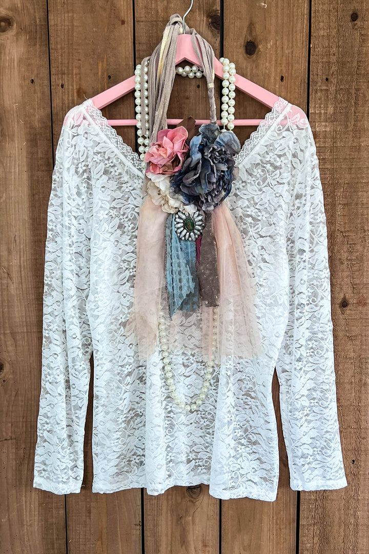 Sweet Vintage Essentials Lace Top - White
