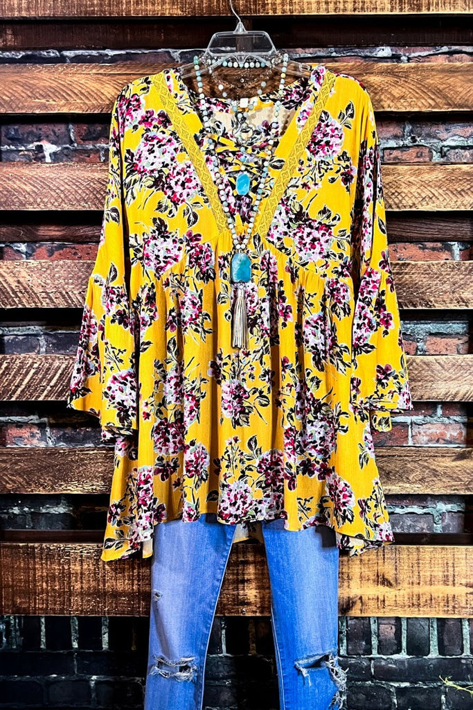 FRESH LOOK FLORAL COMFY BABYDOLL TOP IN MUSTARD