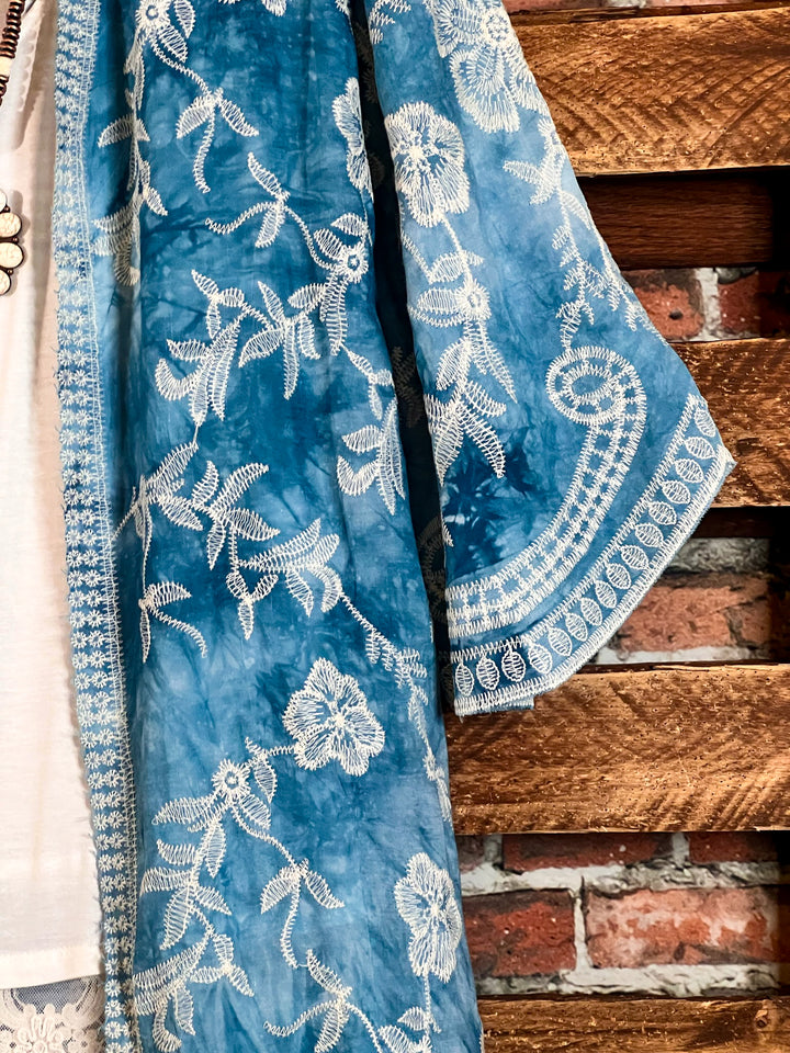 Le Bohemian Magic Dance Aqua Tie Dye Embroidered Kimono