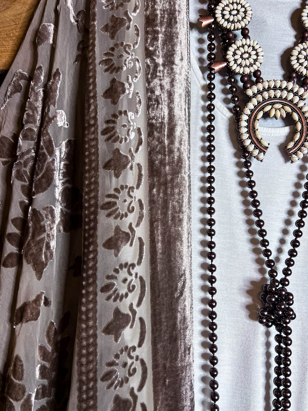 LA VIE BOHEME VELVET BURNOUT KIMONO TAUPE