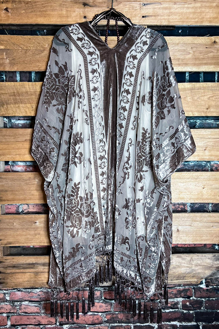 LA VIE BOHEME VELVET BURNOUT KIMONO TAUPE