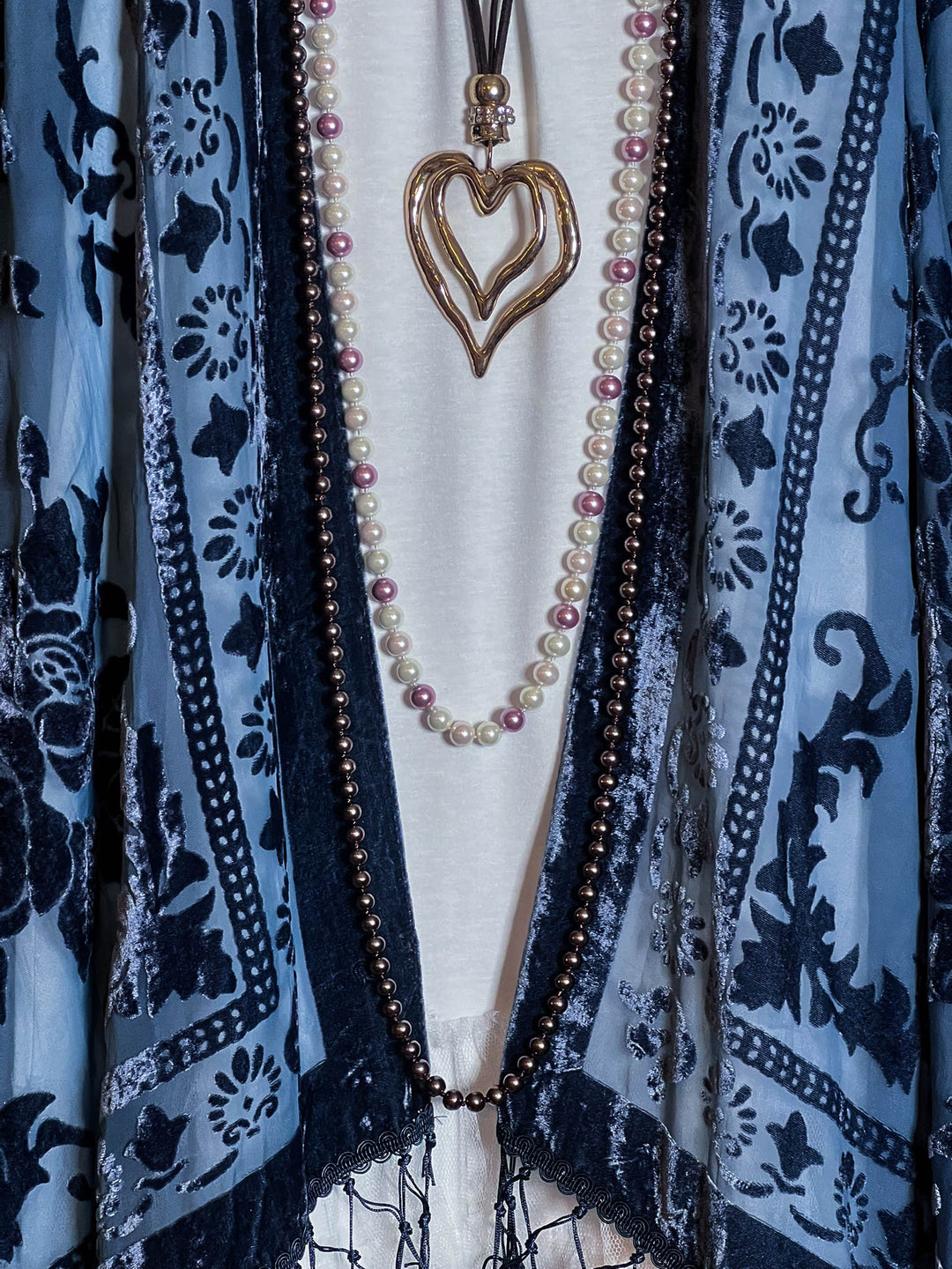 LA VIE BOHEME NAVY BLUE VELVET BURNOUT KIMONO