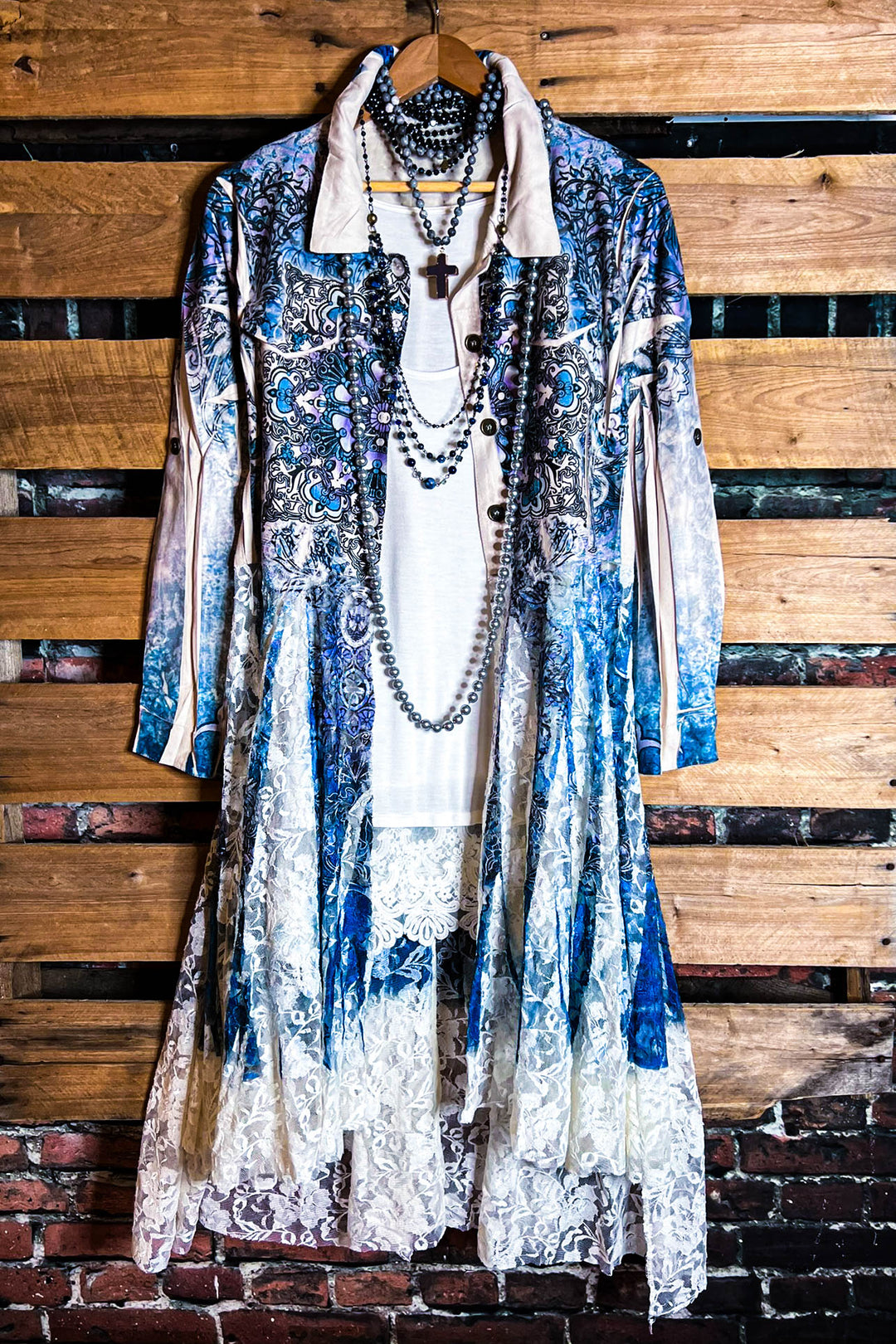 MAGIC OF CHOOSING JOY LACE & SUEDE SHIRT DRESS JACKET IN NAVY BLUE