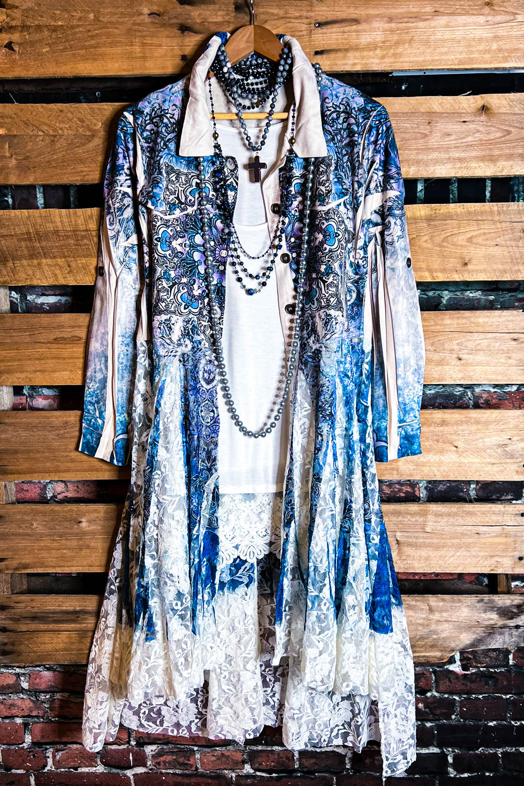 MAGIC OF CHOOSING JOY LACE & SUEDE SHIRT DRESS JACKET IN NAVY BLUE