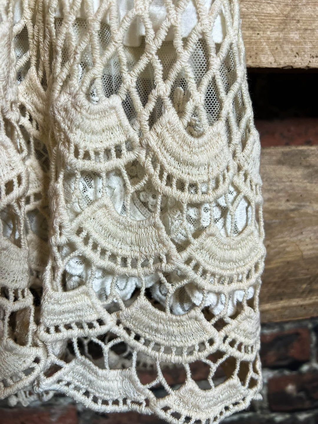 LOVELY DAYS CROCHET CARDIGAN IN BEIGE NATURAL