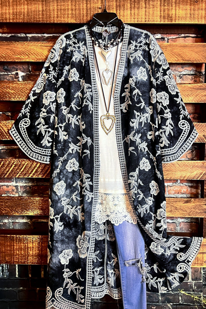 Le Bohemian Magic Dance Tie Dye & Embroidered Kimono in Black