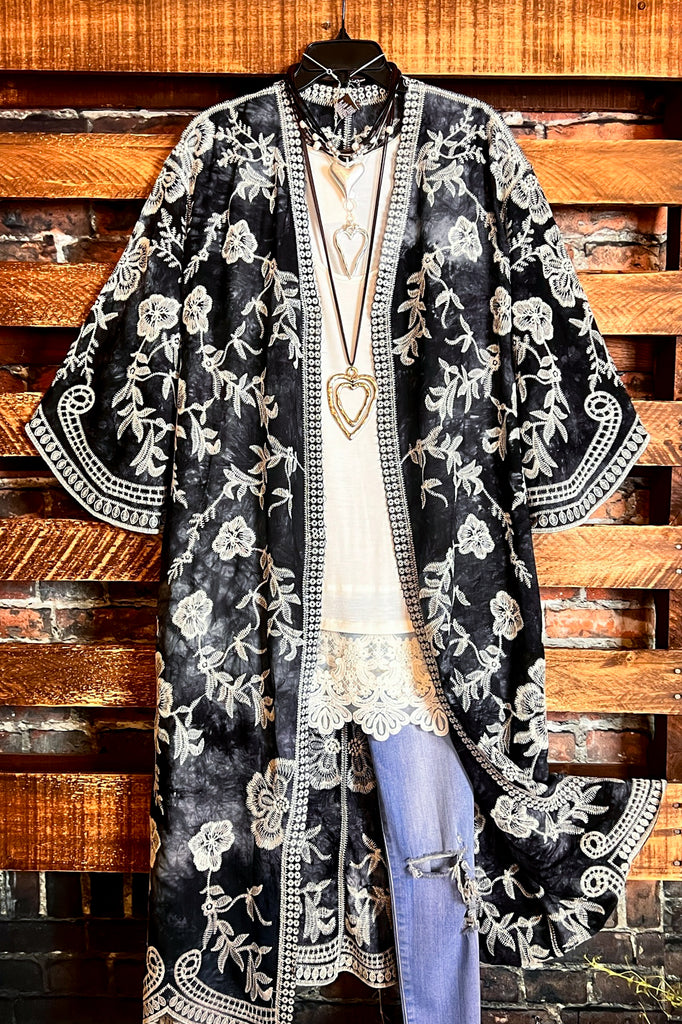 Le Bohemian Magic Dance Tie Dye & Embroidered Kimono in Black