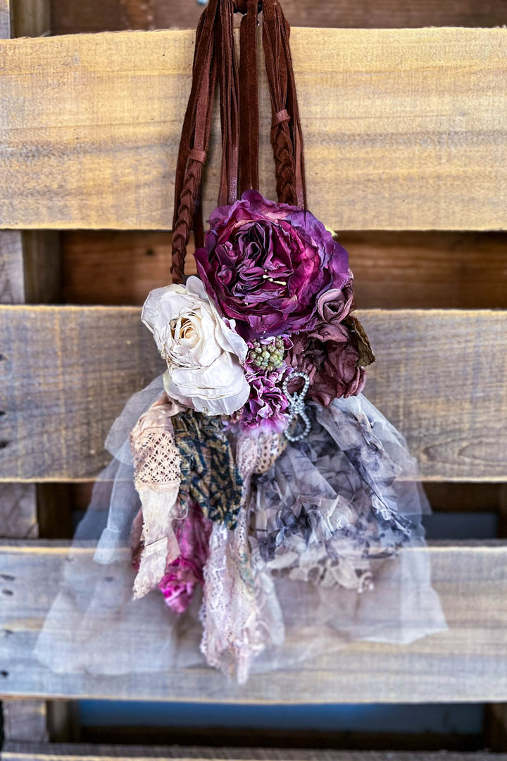 Mountain Vintage Roses Handmade Necklace - Belt
