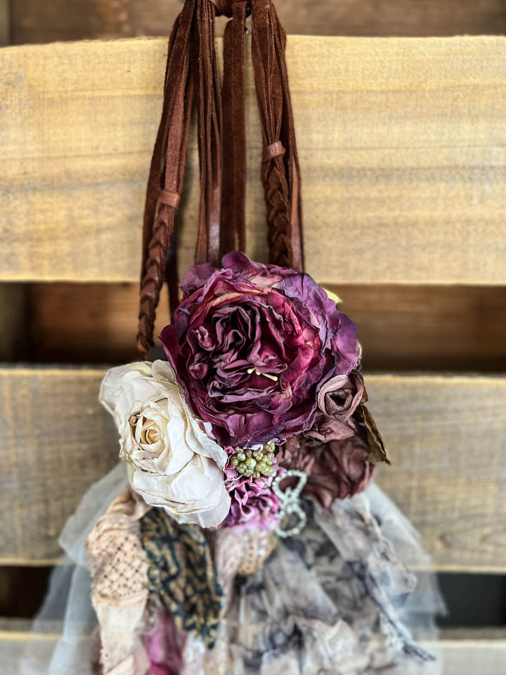 Mountain Vintage Roses Handmade Necklace - Belt