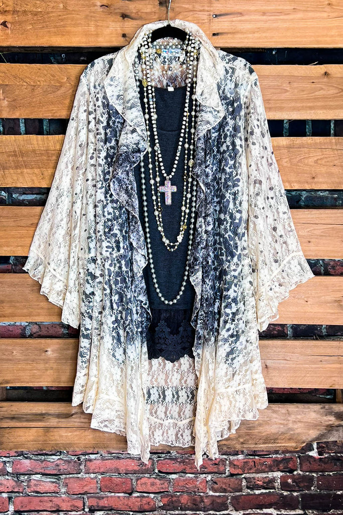 In The Best Way Fab Leopard & Roses Print Lace Cardigan