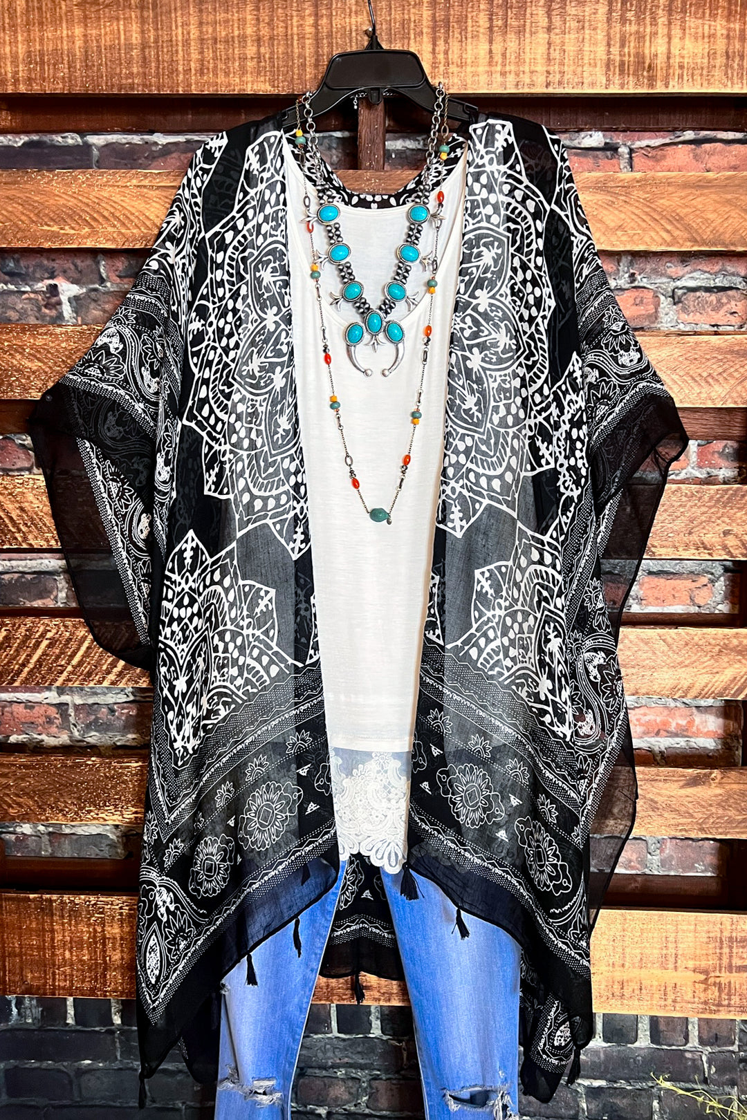 LIVING SO FREE GAUZE BLACK KIMONO