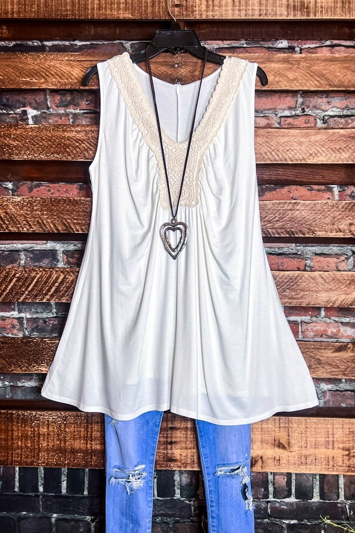 DELIGHTFUL FEELING IVORY CROCHET LACE  TUNIC