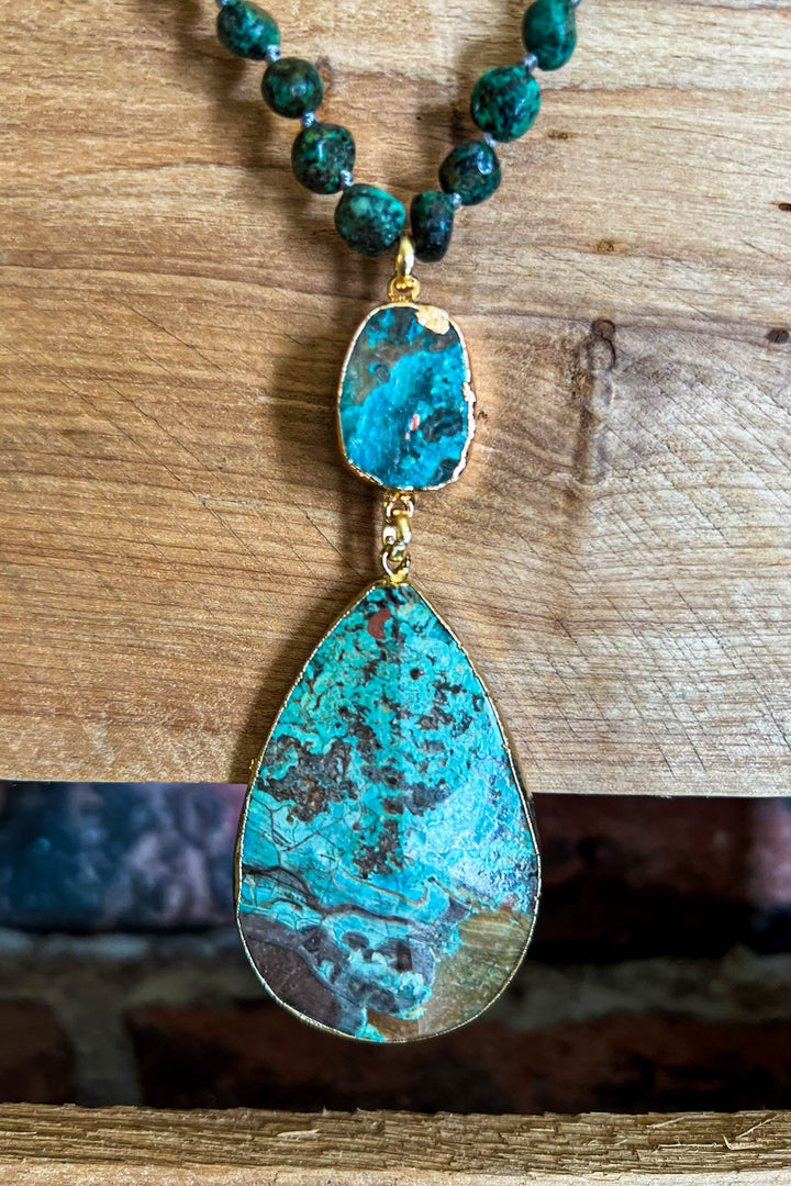 A TOUCH OF JOY MOCHA & GREEN NATURAL STONE NECKLACE