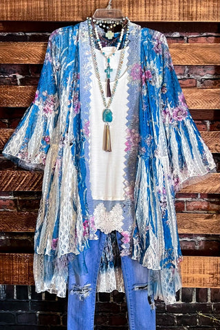 EVERYTHING YOU NEED BOUCLE RUANA TUNIC PONCHO IN BEIGE & BLUE