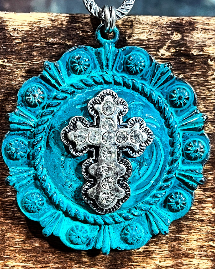 BOHO COUNTRY CROSS ON THE FLOWER NECKLACE SET