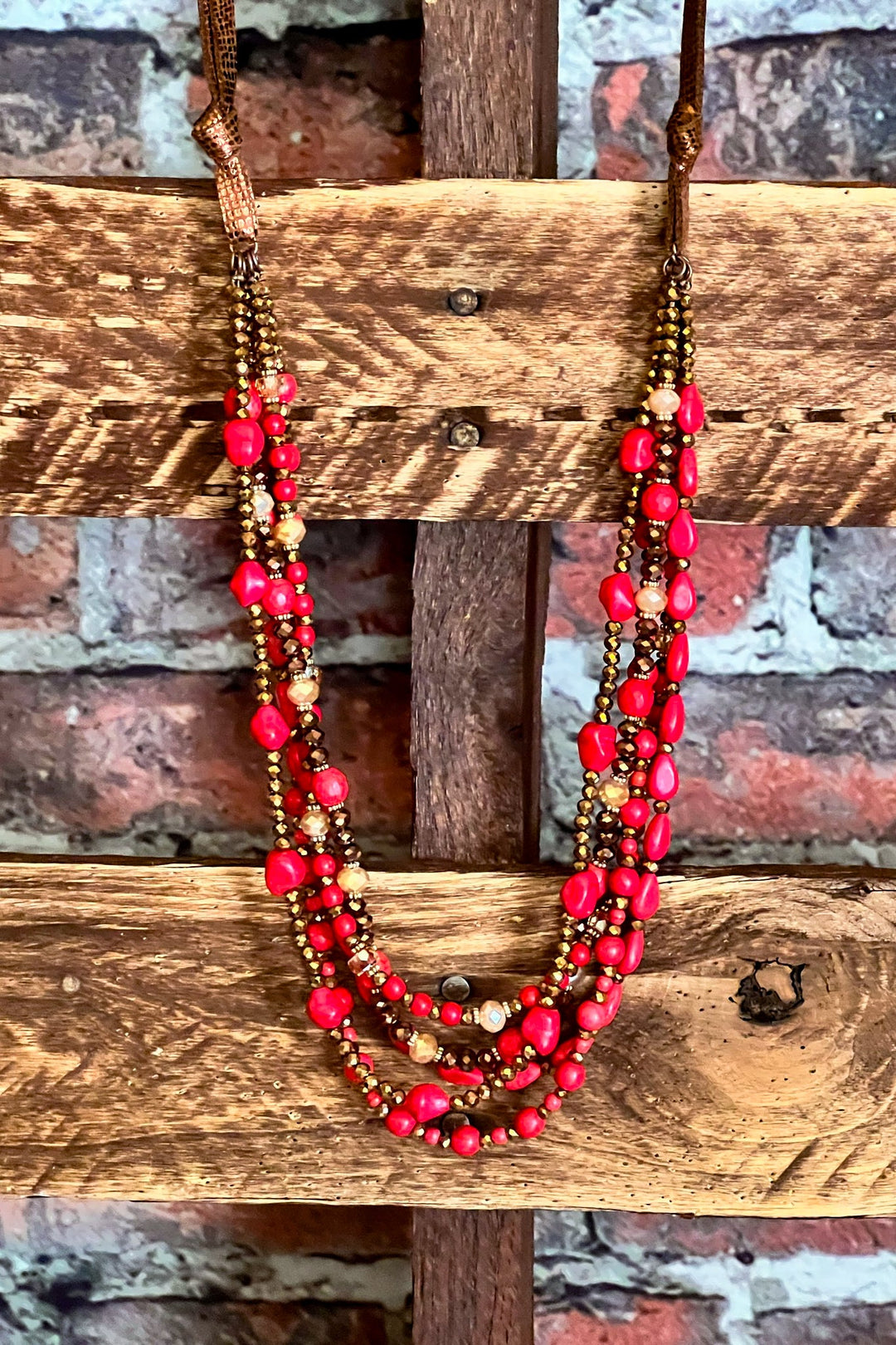 CANYON RIVER RED LAYERED BEADED NECKLACE
