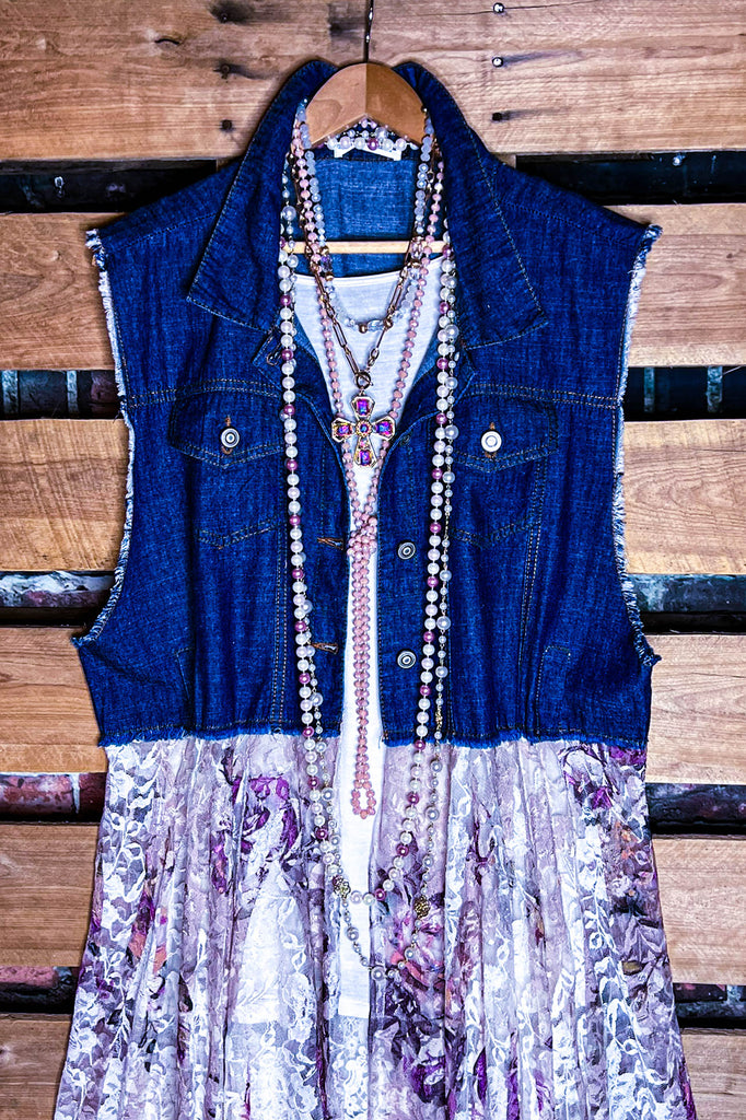 NEVER OUT OF STYLE DENIM AND ROSES LACE