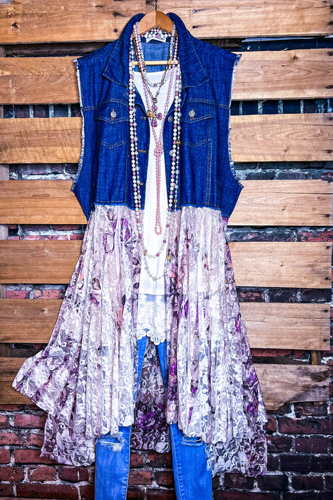 NEVER OUT OF STYLE DENIM AND ROSES LACE