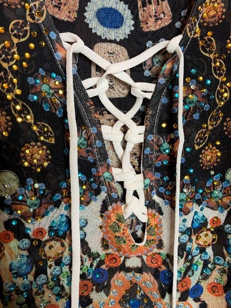 AS CHARMING AS EVER CRYSTAL STYLISH TUNIC IN BLACK & WHITE