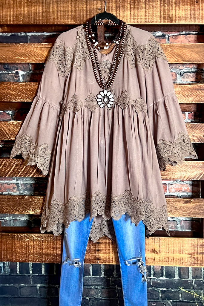 Like a Love Song Vintage-Inspired Top in Mocha